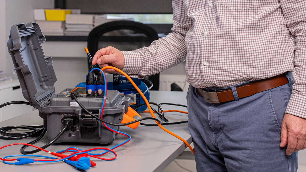 Odbiór a pomiary kontrolne instalacji elektrycznych